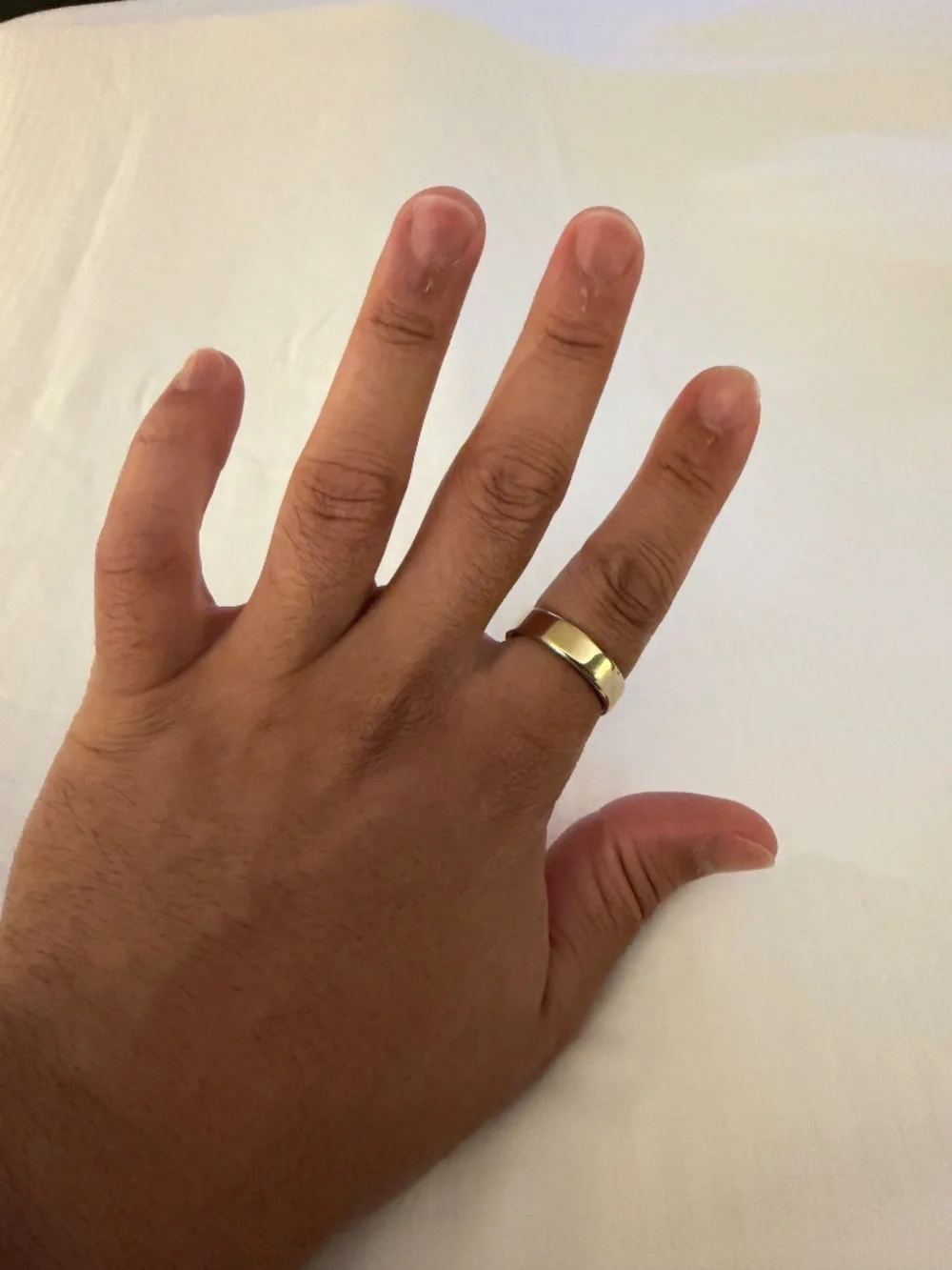 Like-new Oura Ring 5 in Gold, Size 13
